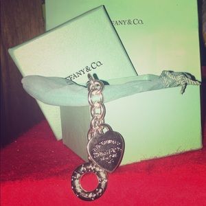 Tiffany & CO Toggle Bracelet